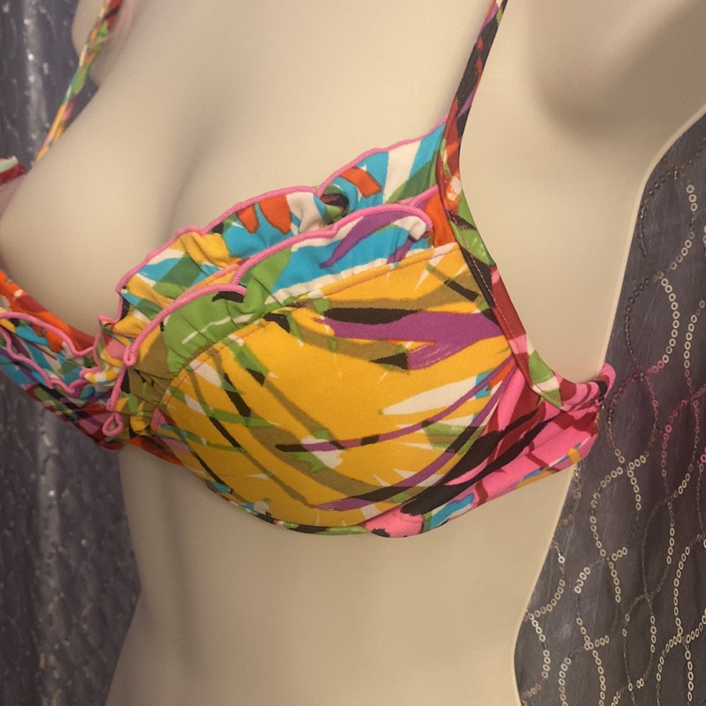 Bikini set - Picture 7 of 9